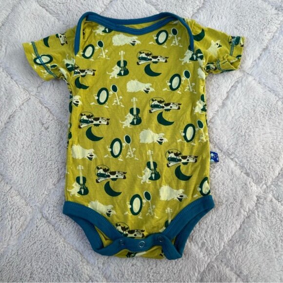 Kickee Pants | "Hey Diddle Diddle" Yellow Citronella Body Suit | Size 0-3 Months - Picture 2 of 5